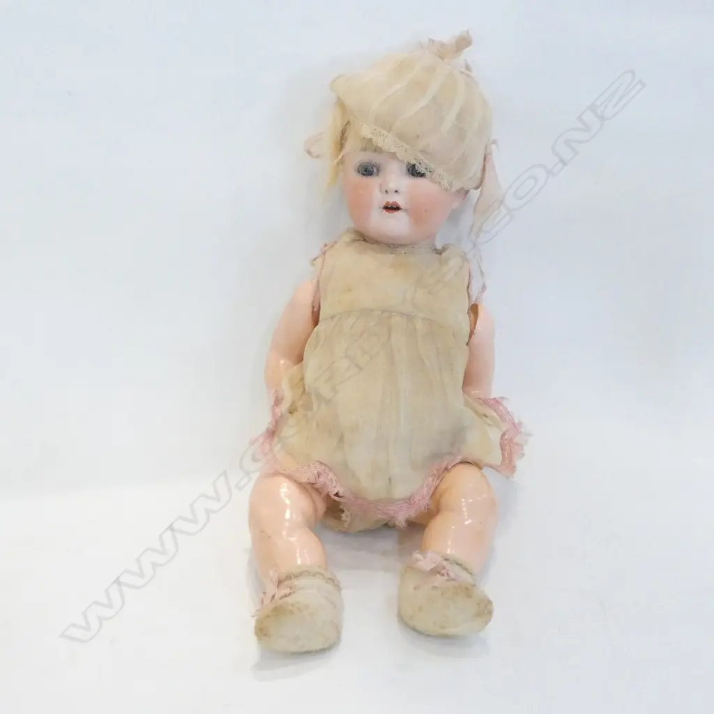 HEUBACH KÖPPELSDORF DOLL -320.5-0-GERMANY HEIGHT 350MM Image 1++